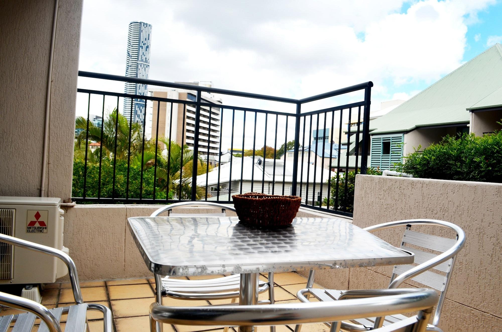 Spring Hill Mews Apartments Brisbane Esterno foto